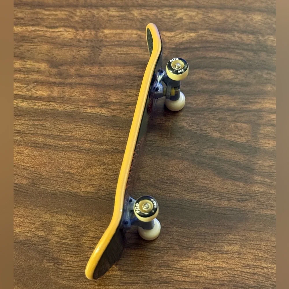 Flip tech deck - Picture 3 of 3